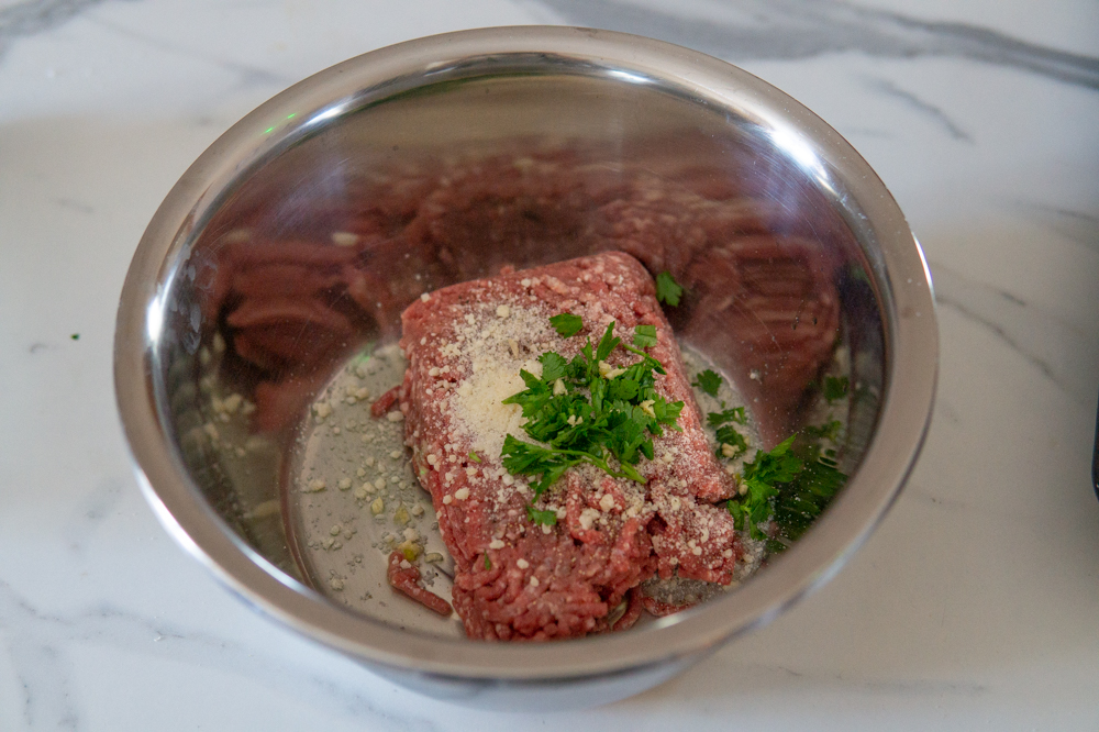 polpette di carne al forno con funghi passaggi