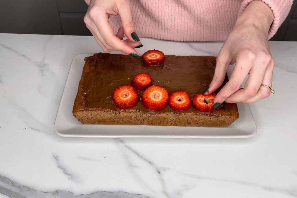 torta cioccolato e fragole