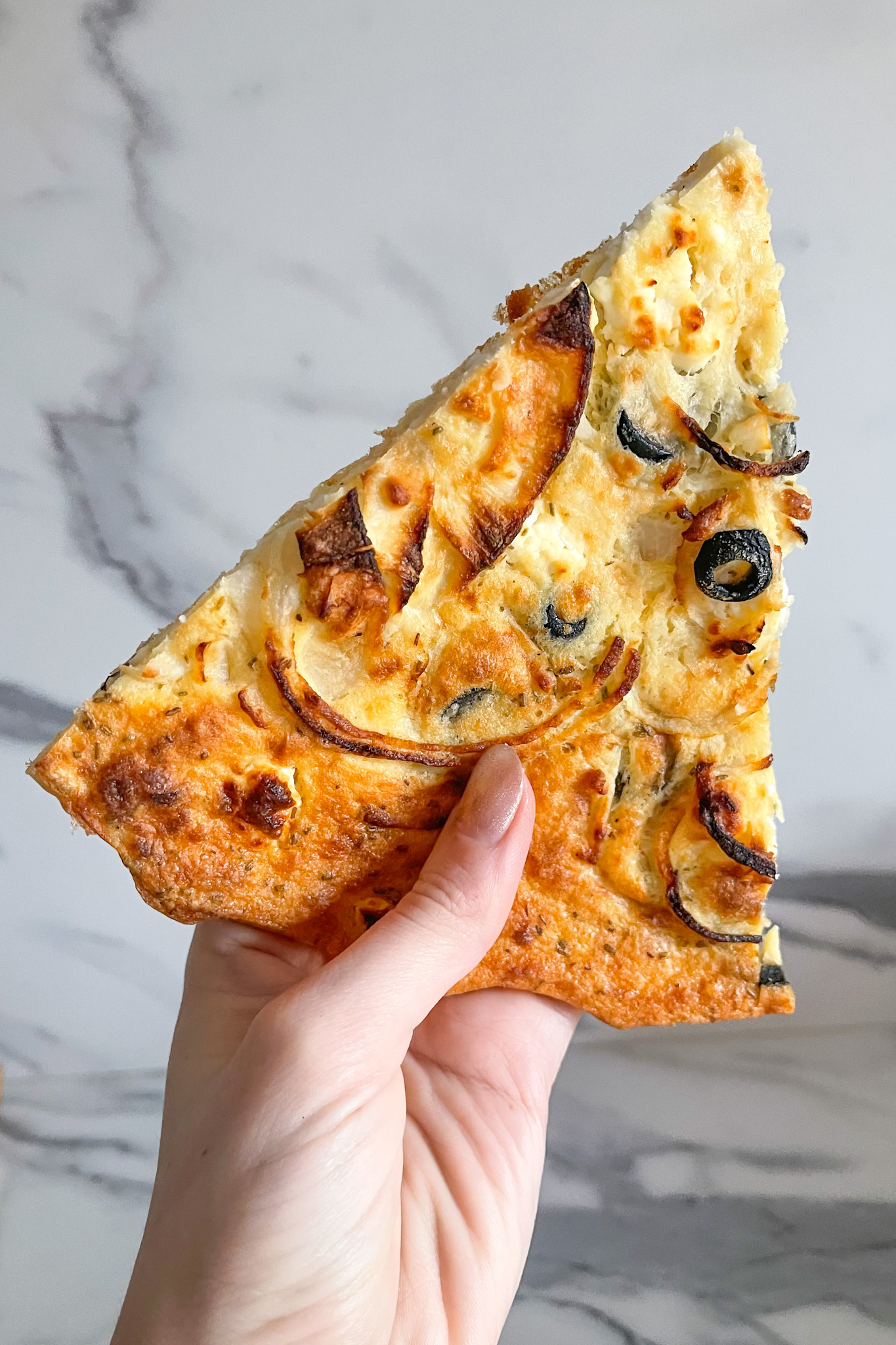 Farinata di ceci con cipolle e feta - Basilico Secco