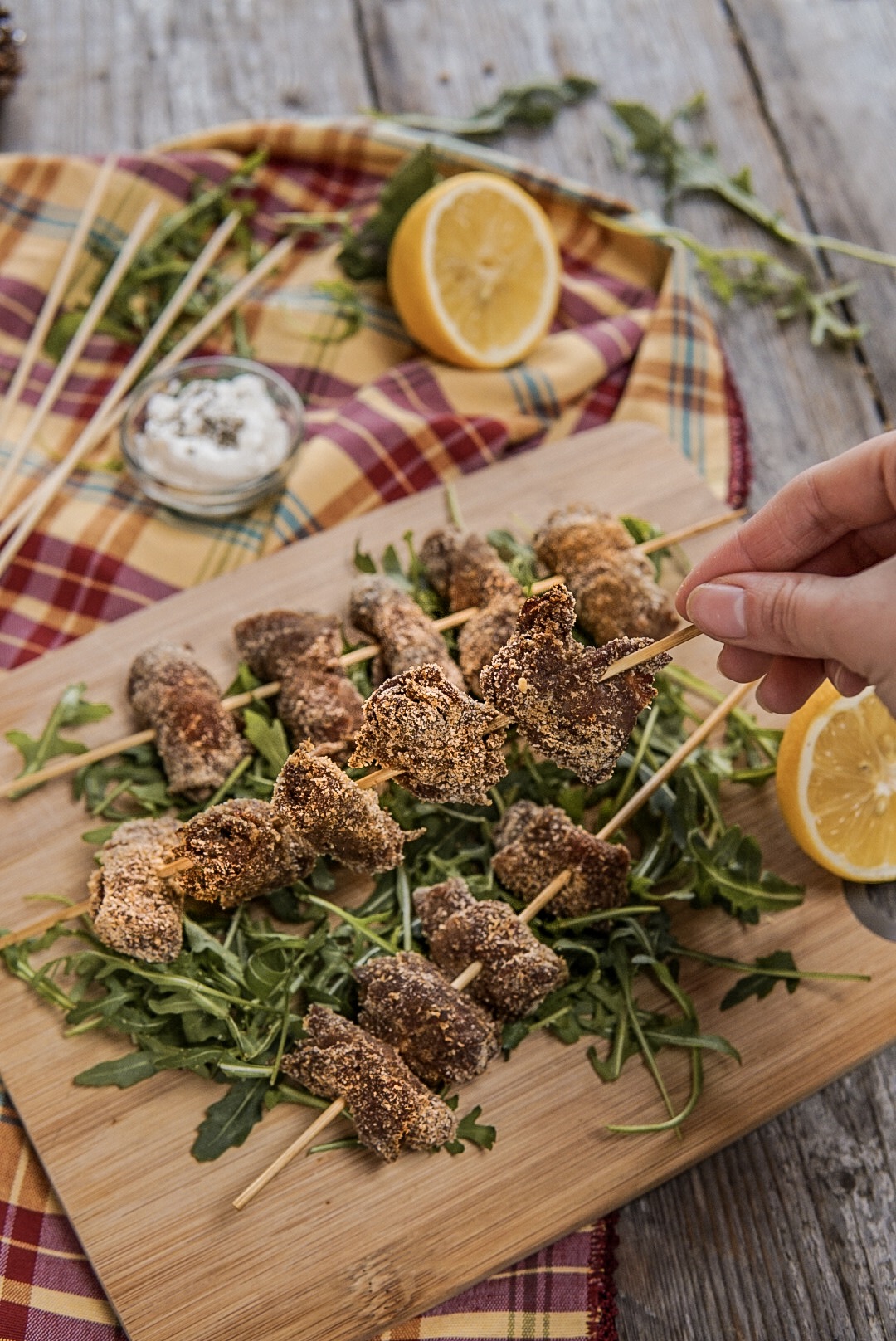 Involtini di carpaccio impanati