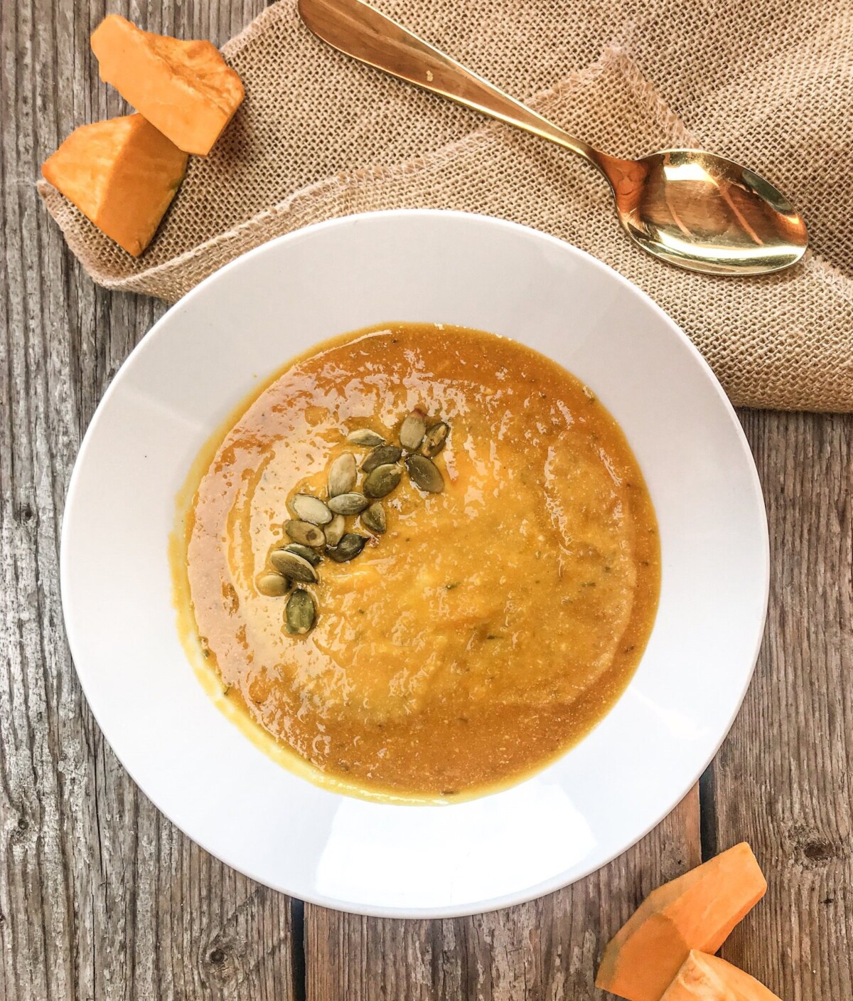 Vellutata di zucca e yogurt greco