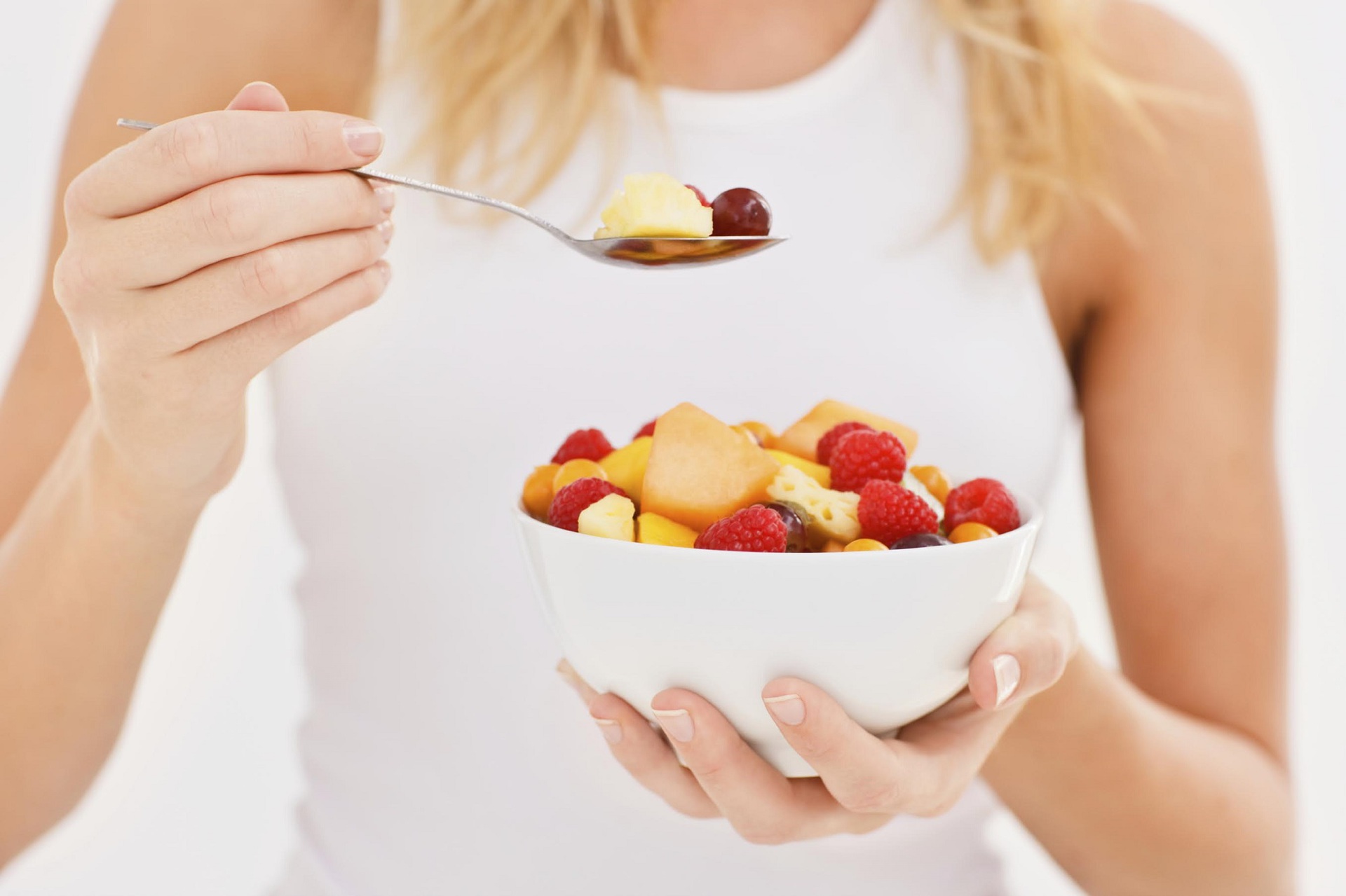 La frutta fa ingrassare o dimagrire? Domande frequenti e curiosità! -  Basilico Secco