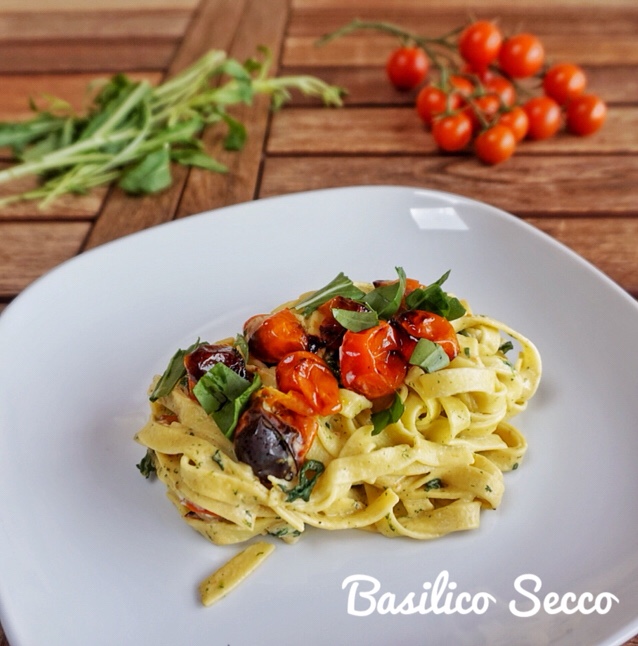 Tagliatelle con rucola