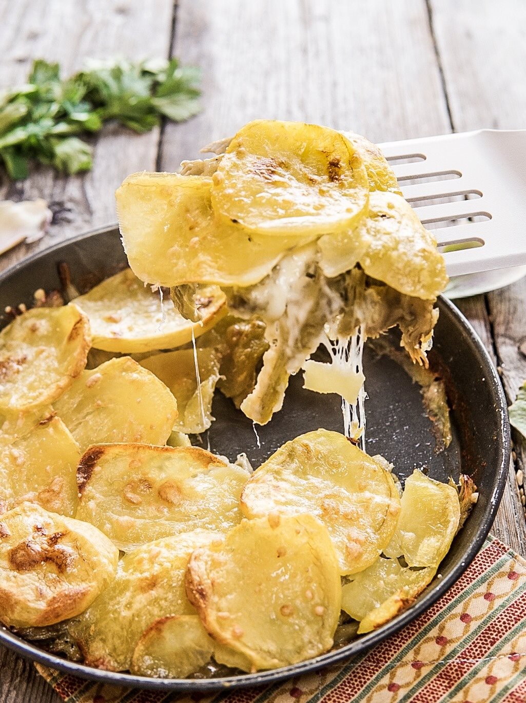 Sformato di patate con carciofi e mozzarella