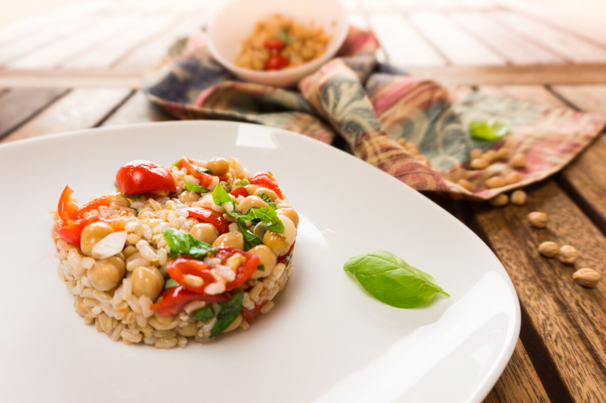 Insalata di farro con ceci