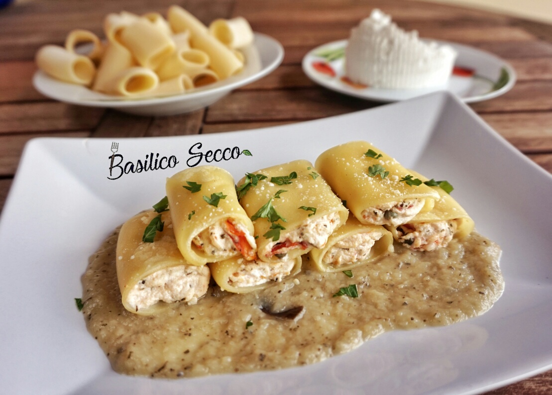 Paccheri ripieni con ricotta