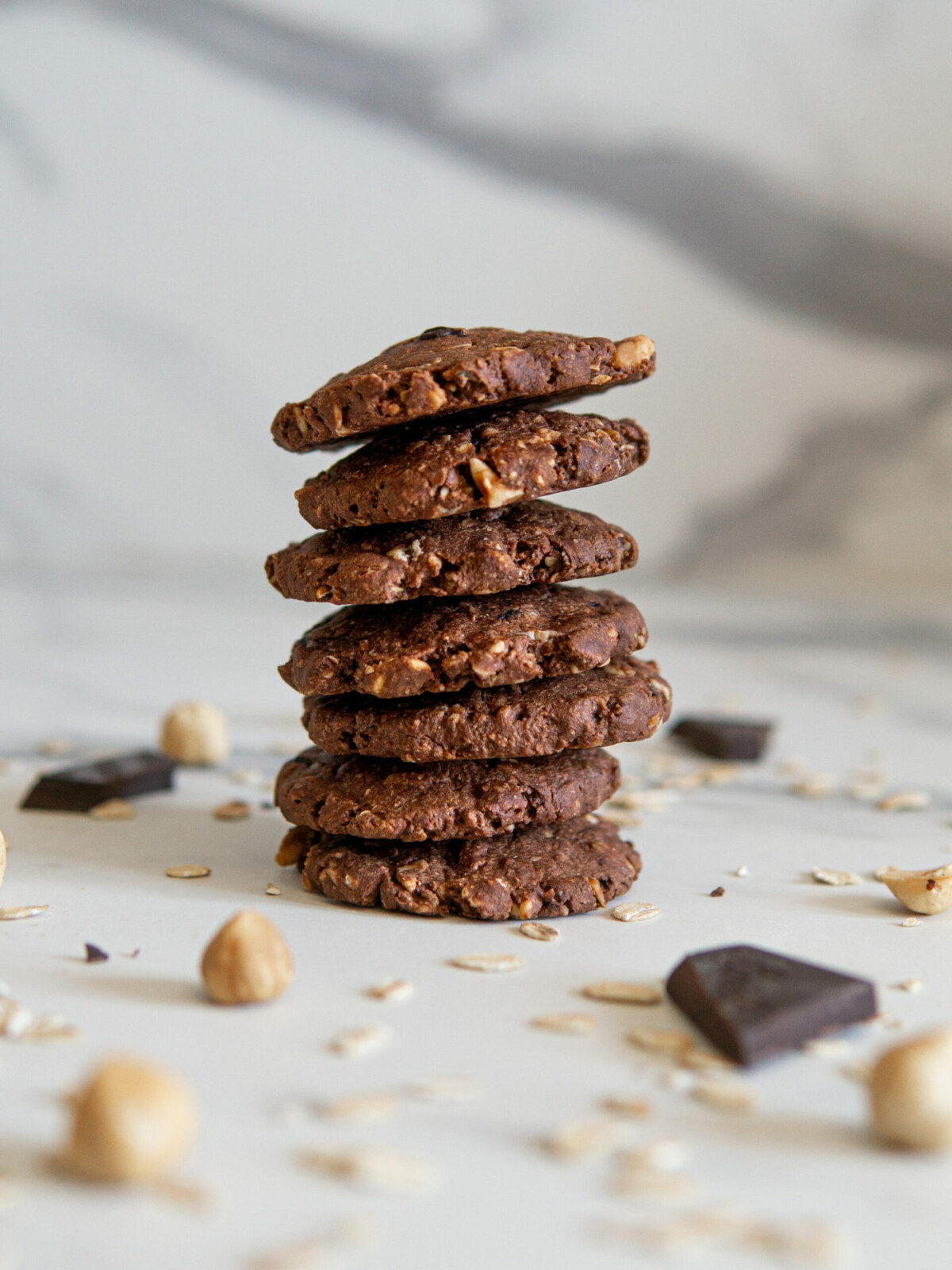 Biscotti con fiocchi d'avena e cioccolato