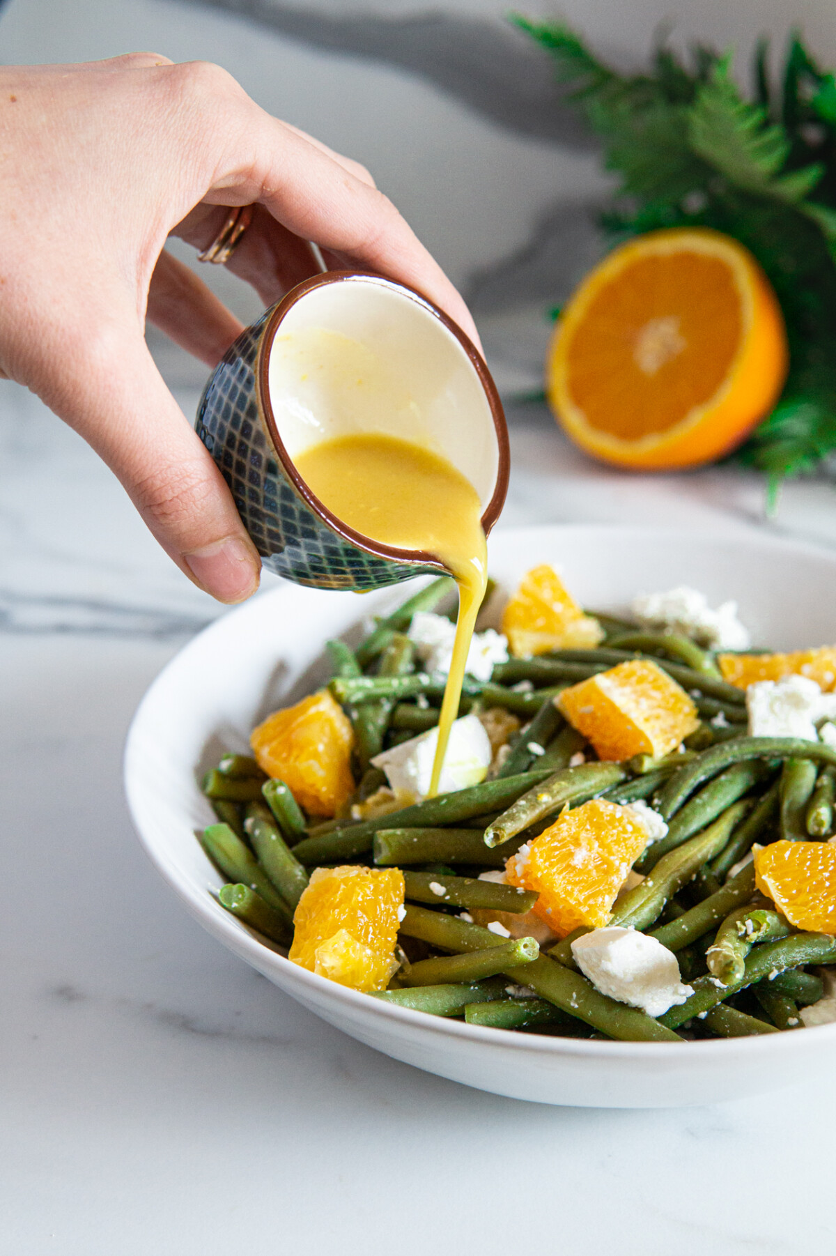 Insalata di fagiolini con feta e arance