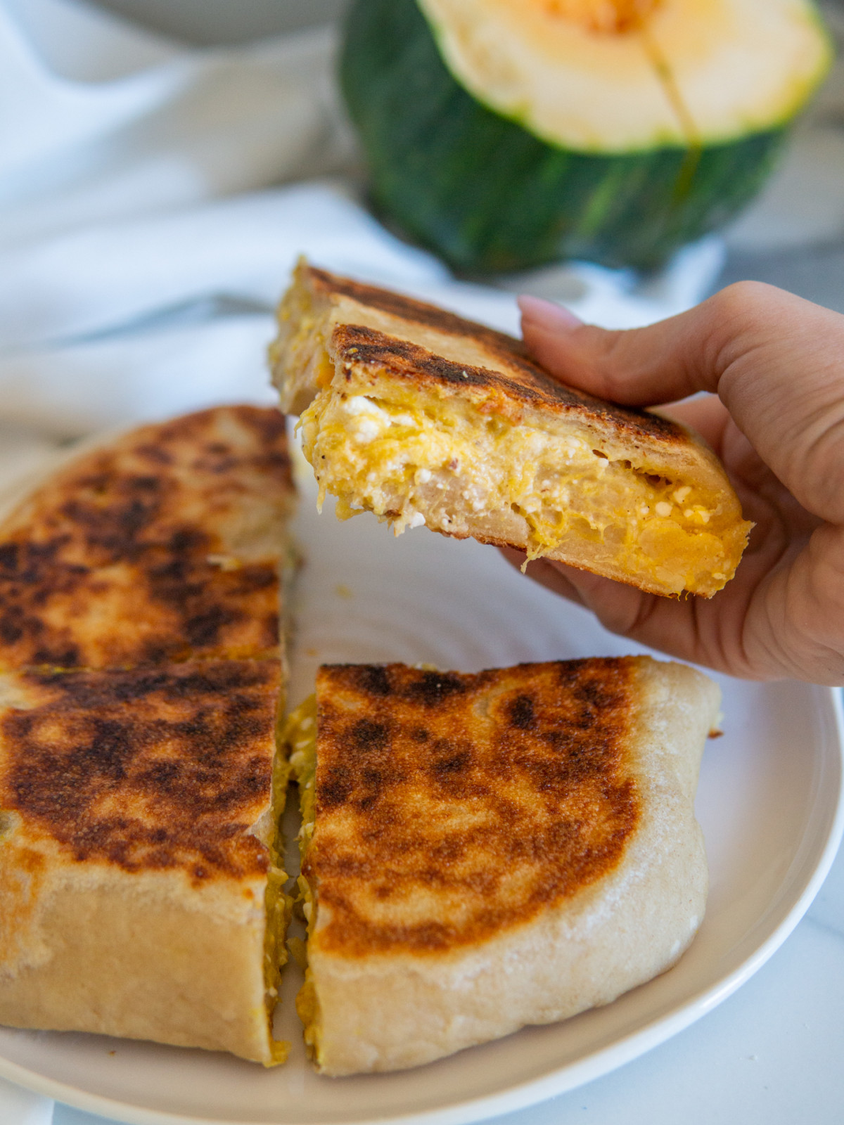 Focaccia in padella con ripieno di zucca